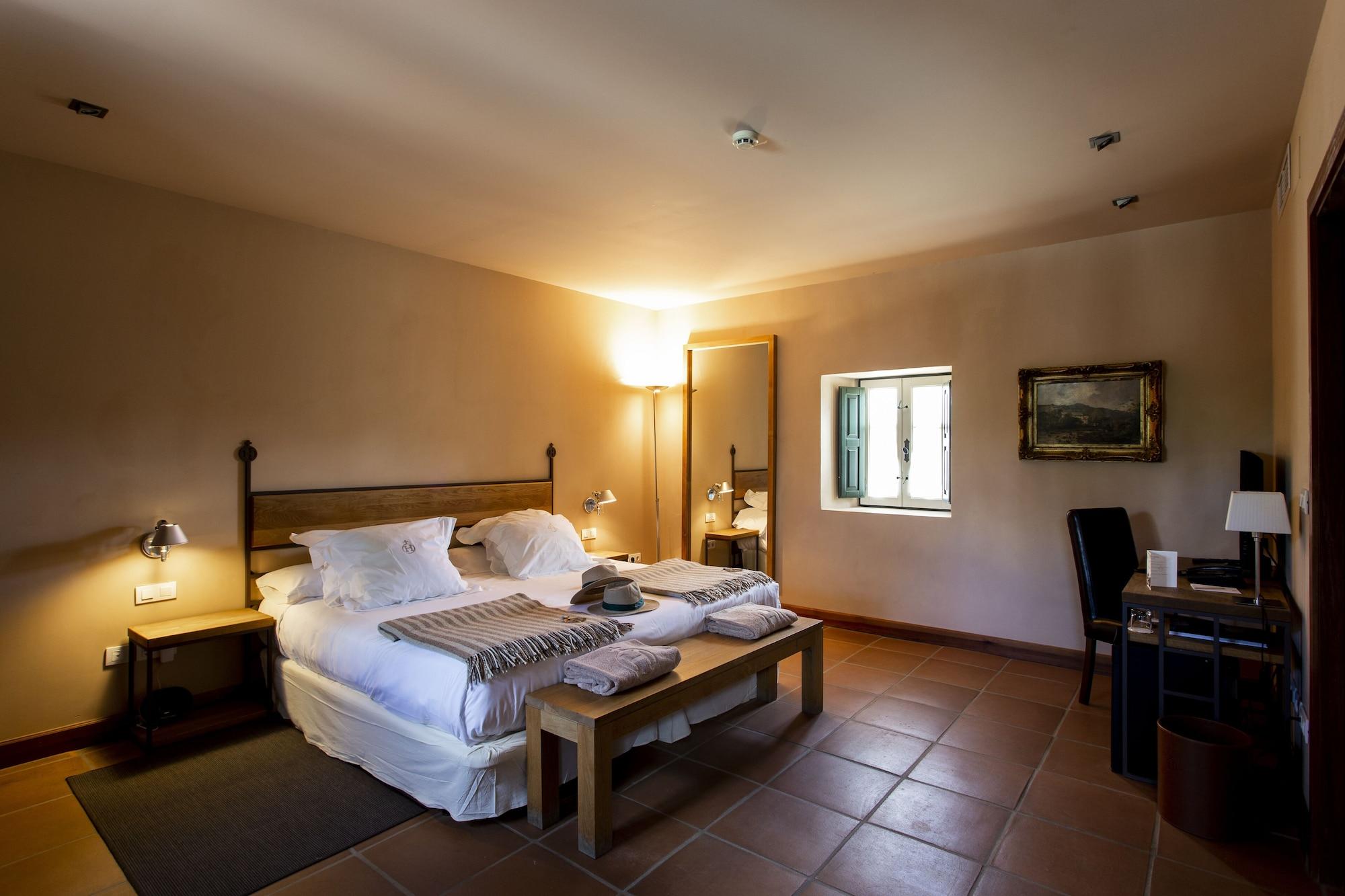 Hacienda Zorita Wine Hotel & Spa Valverdón Extérieur photo A room at the hotel