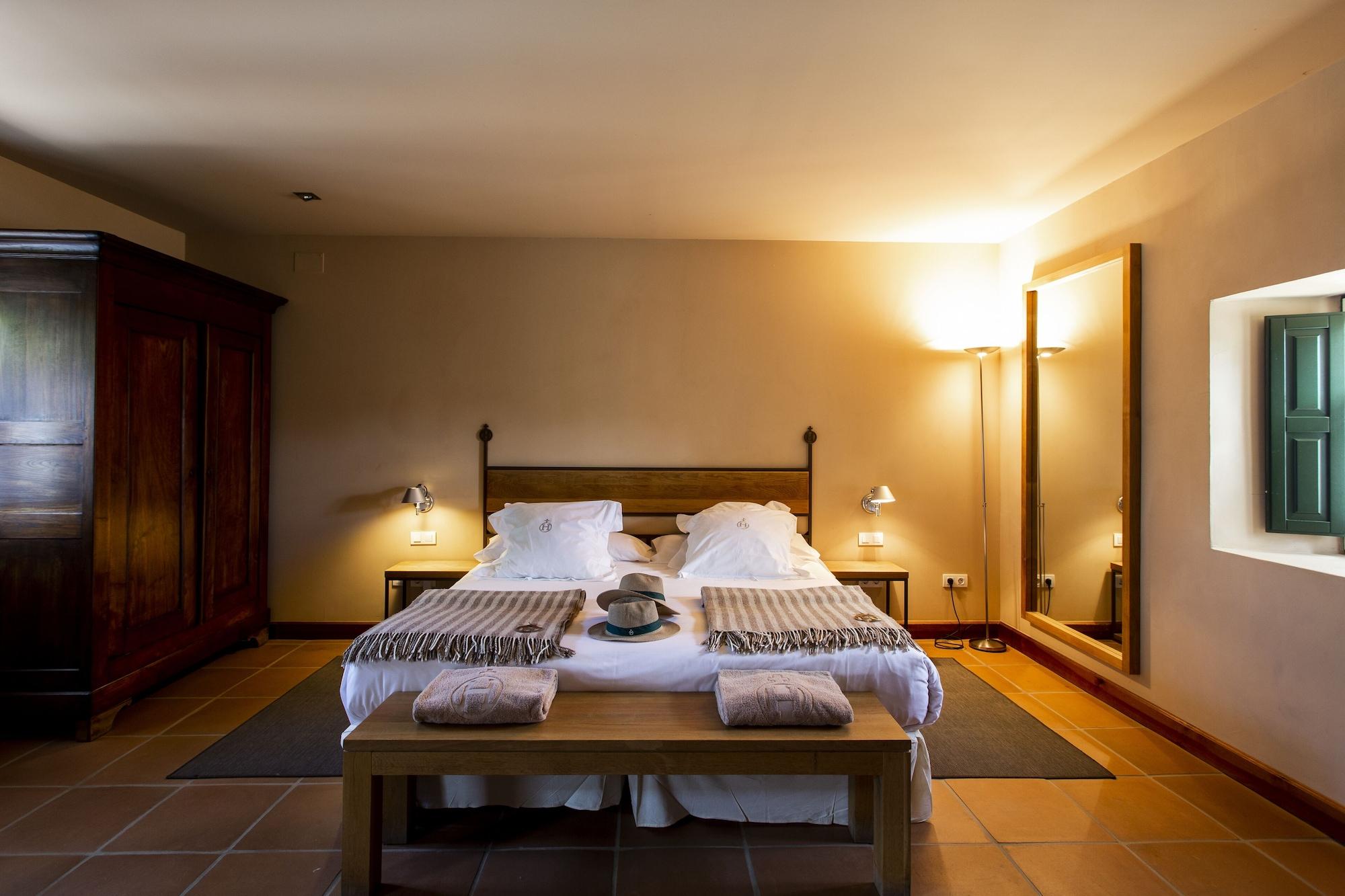 Hacienda Zorita Wine Hotel & Spa Valverdón Extérieur photo A room at the hotel