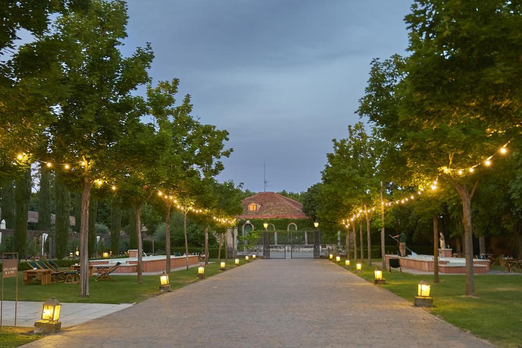 Hacienda Zorita Wine Hotel & Spa Valverdón Extérieur photo The park of the University of Alcalá