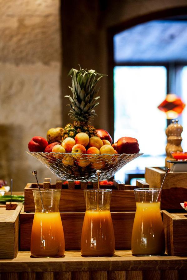 Hacienda Zorita Wine Hotel & Spa Valverdón Extérieur photo Fruit salad